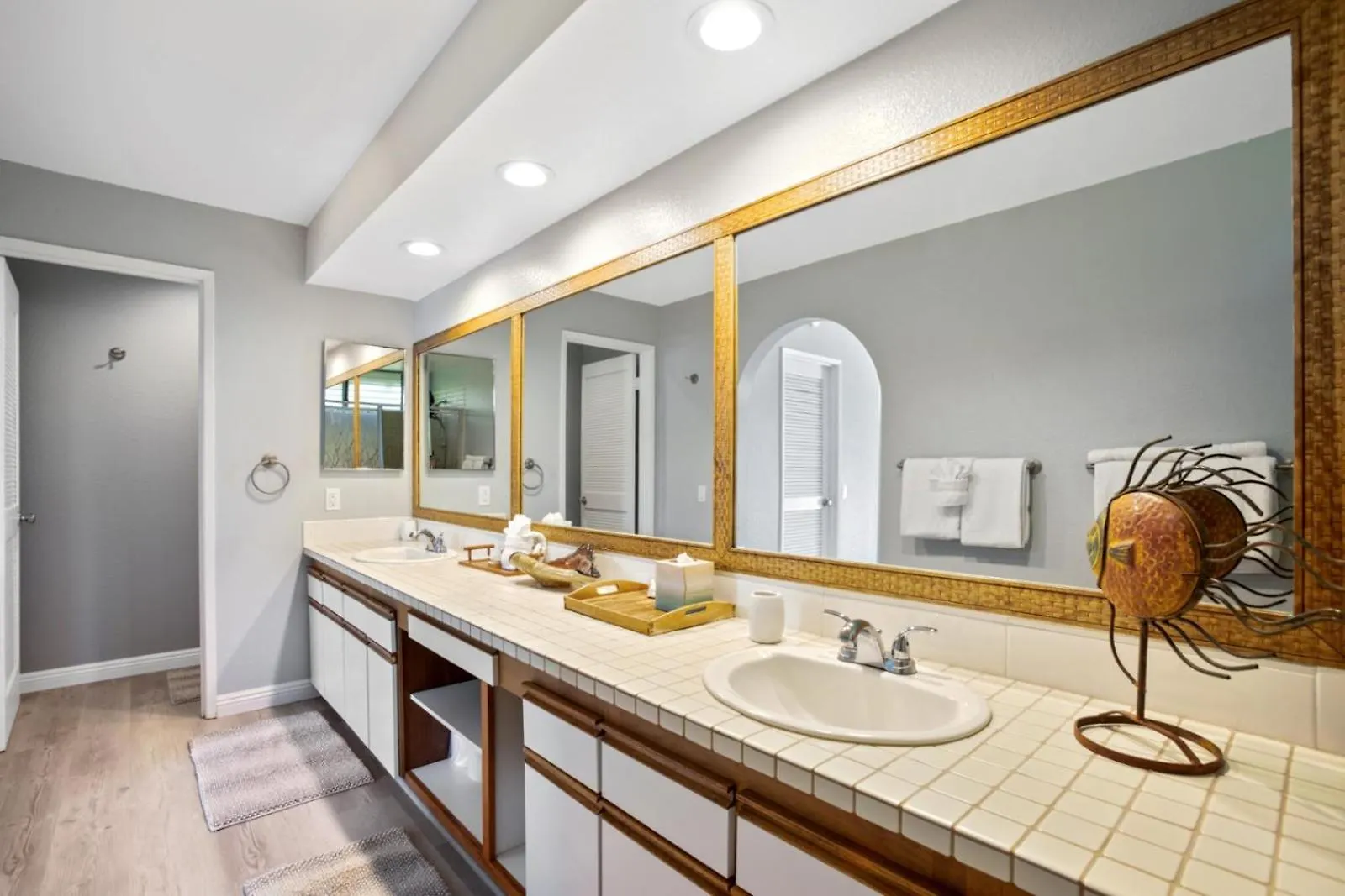 Kbm Resorts Free Car Grand Champions Gch-134 Upgraded 3 Bd With Wraparound Large Lanai Wailea